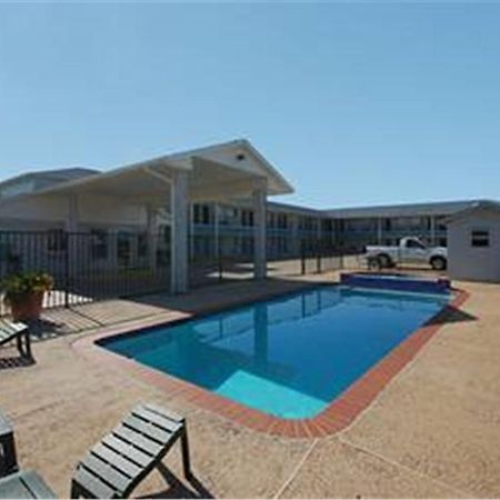 Summit Inn Hempstead المظهر الخارجي الصورة